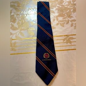 New Condition WM Chelsea New York Necktie Tie Mens NEW ENGLAND FINANCIAL